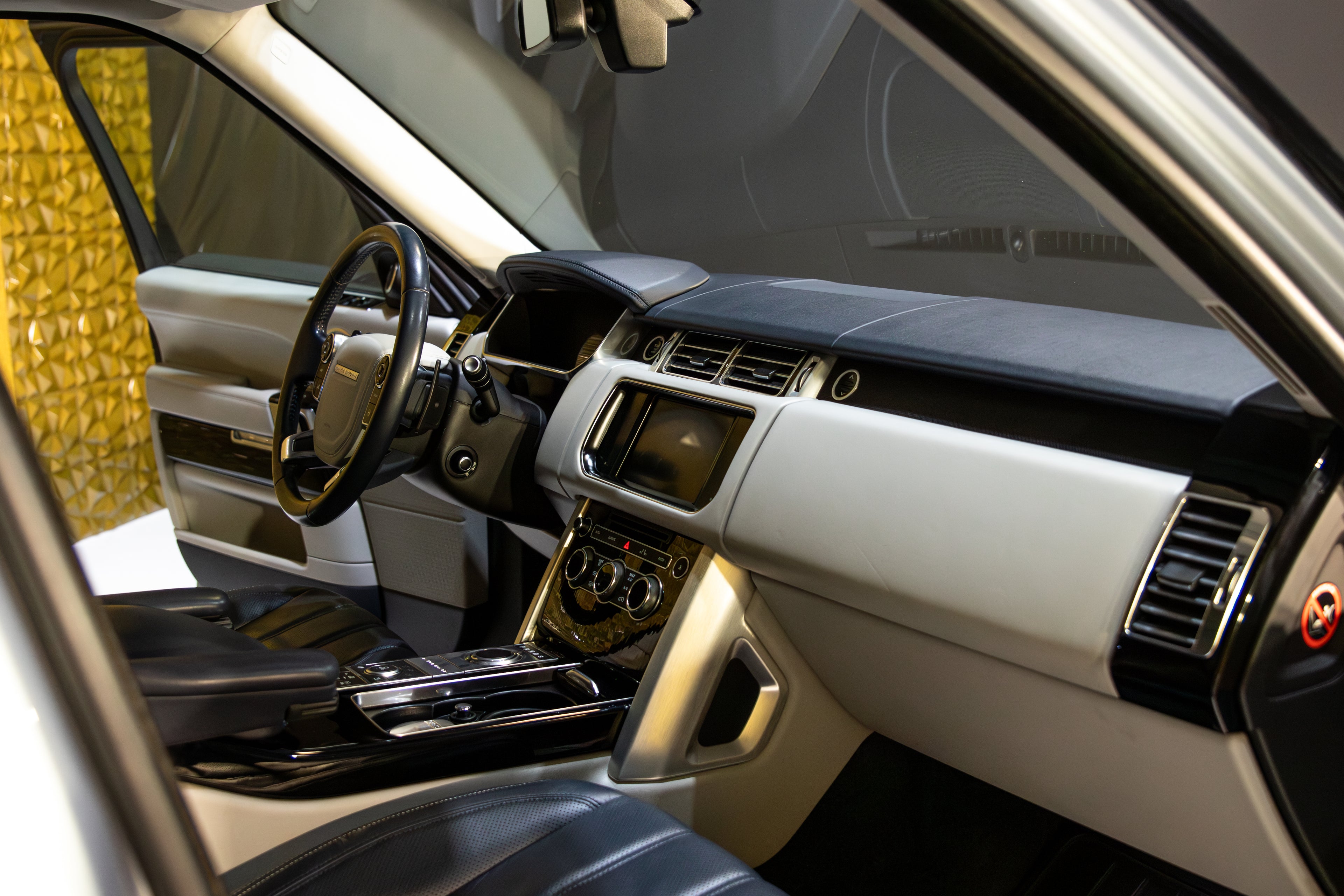 Range Rover Vogue SDv8
