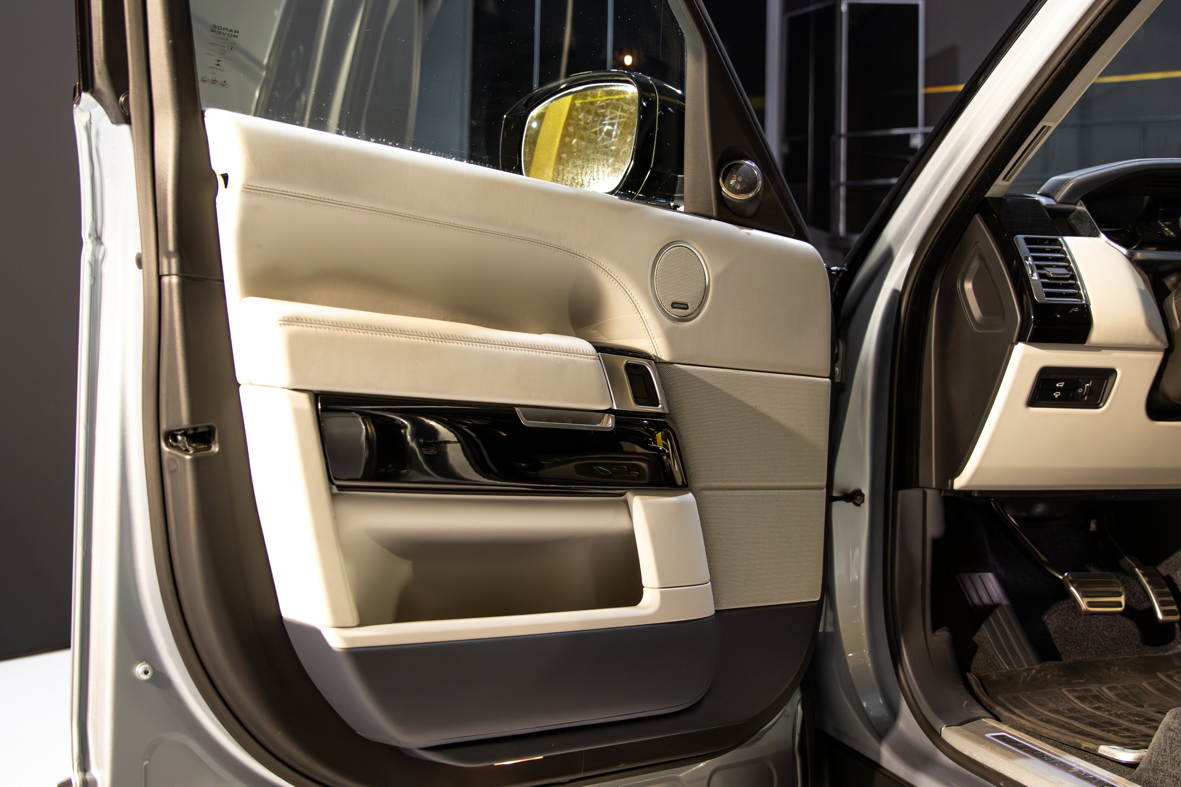 Range Rover Vogue SDv8