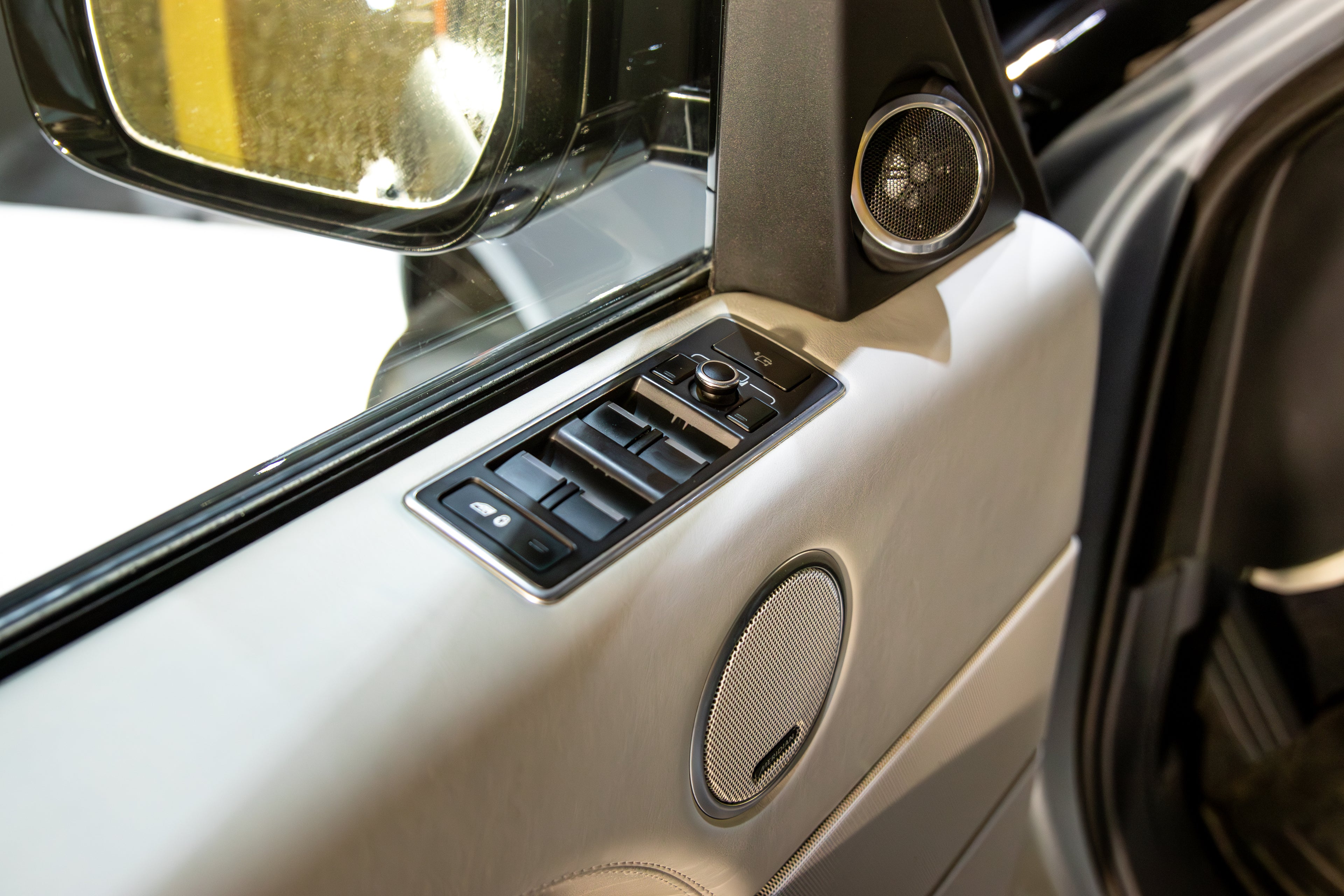 Range Rover Vogue SDv8