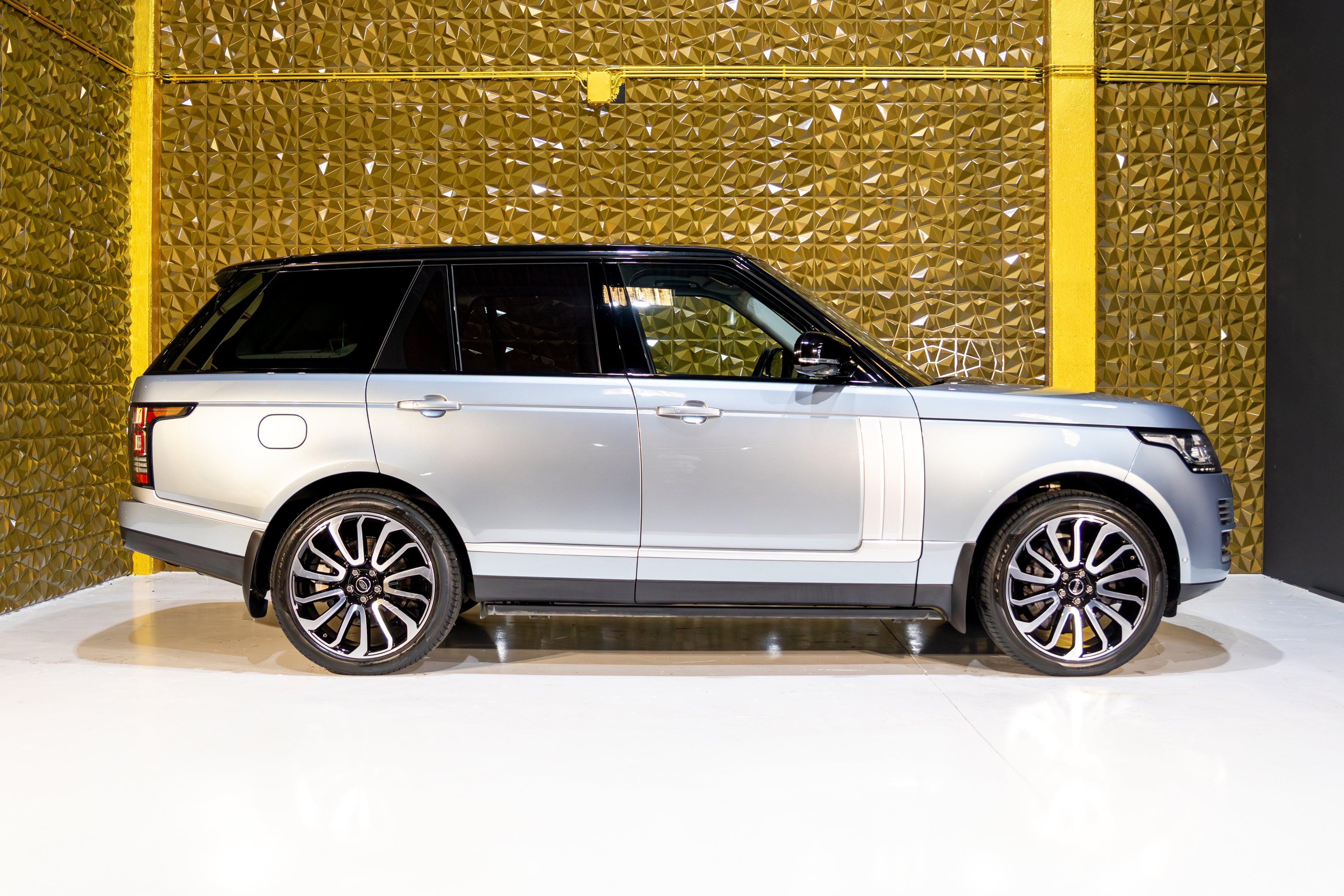 Range Rover Vogue SDv8