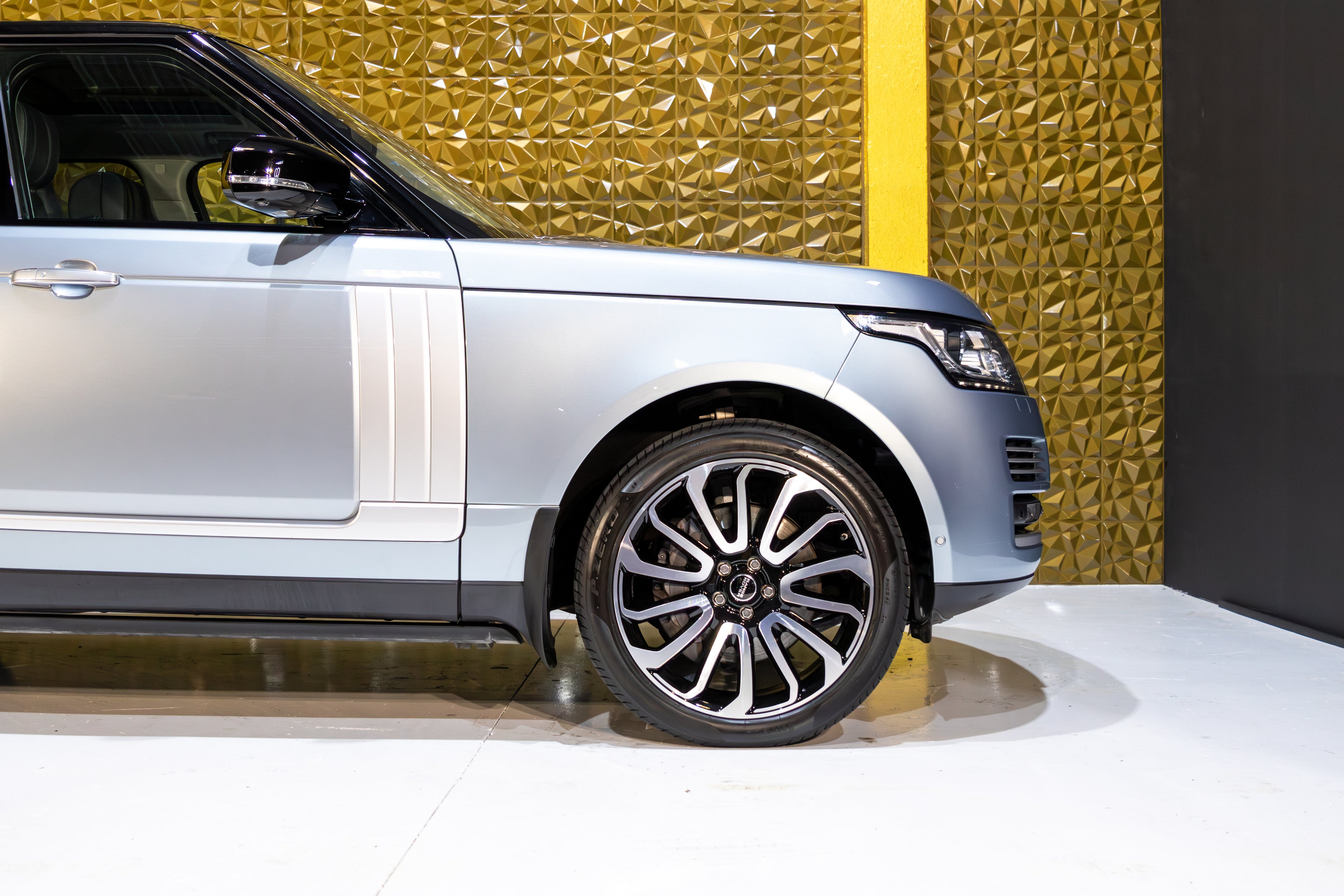 Range Rover Vogue SDv8
