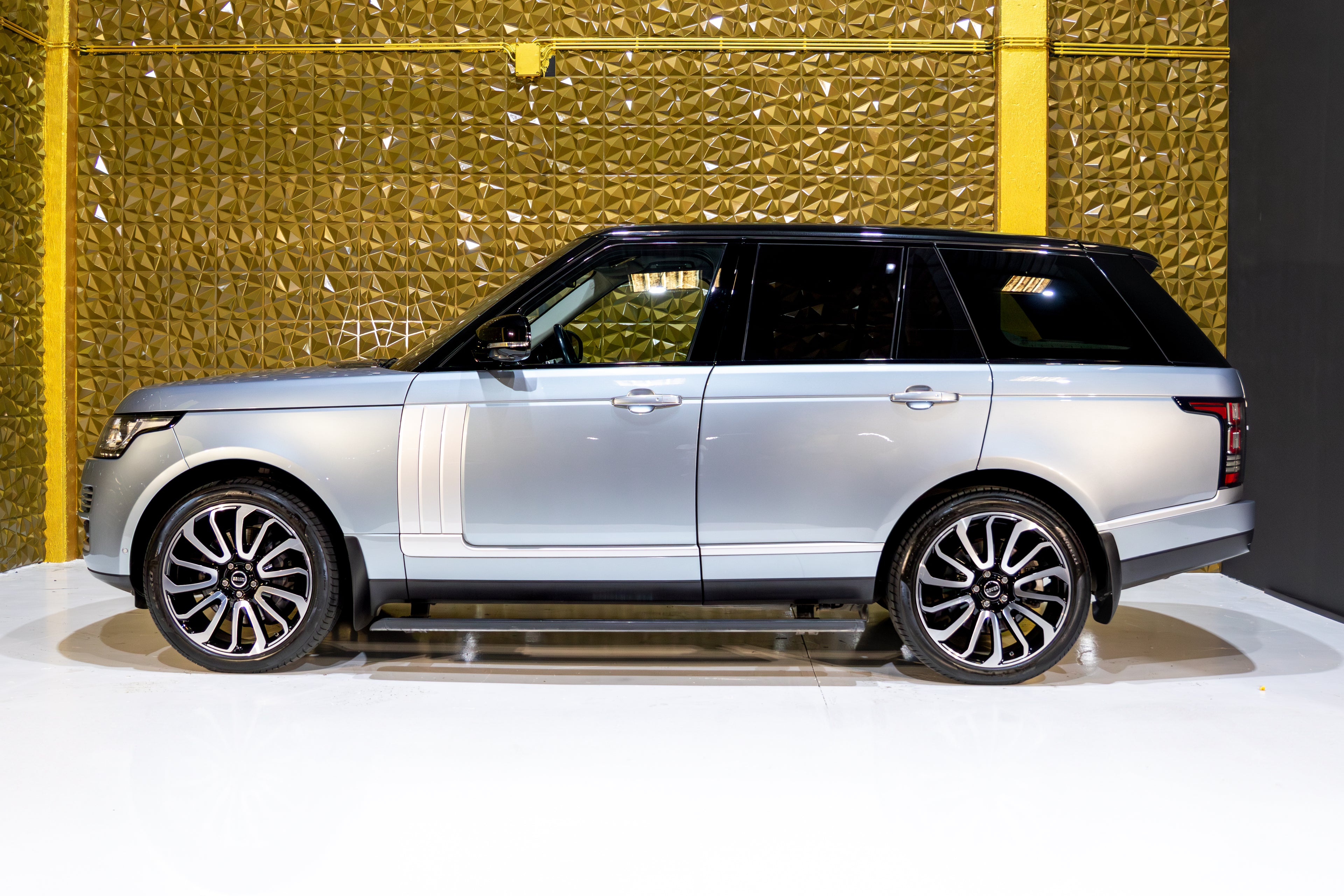 Range Rover Vogue SDv8