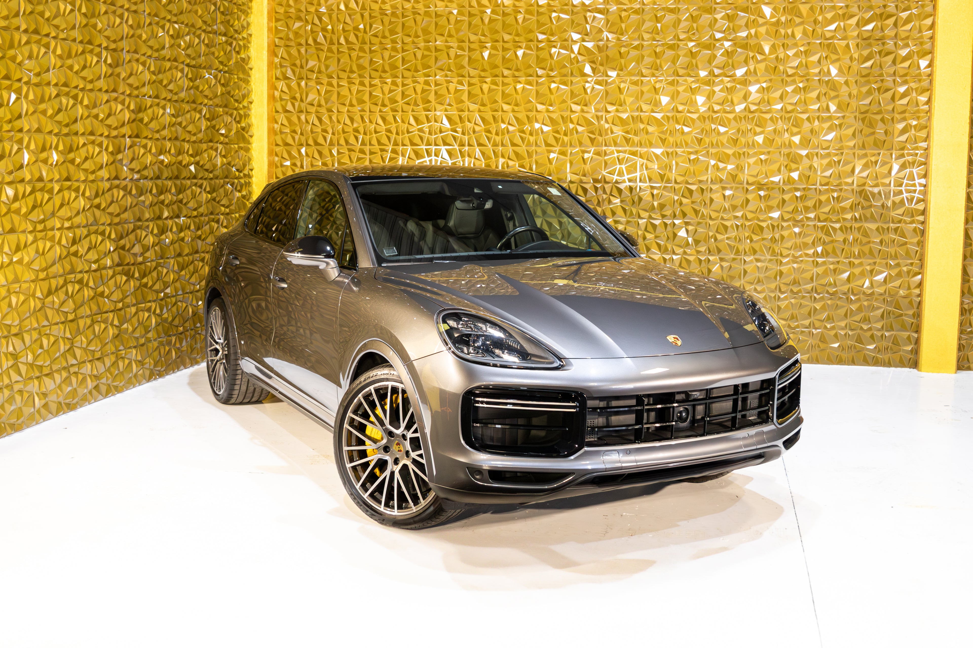 Porsche Cayenne Turbo-S