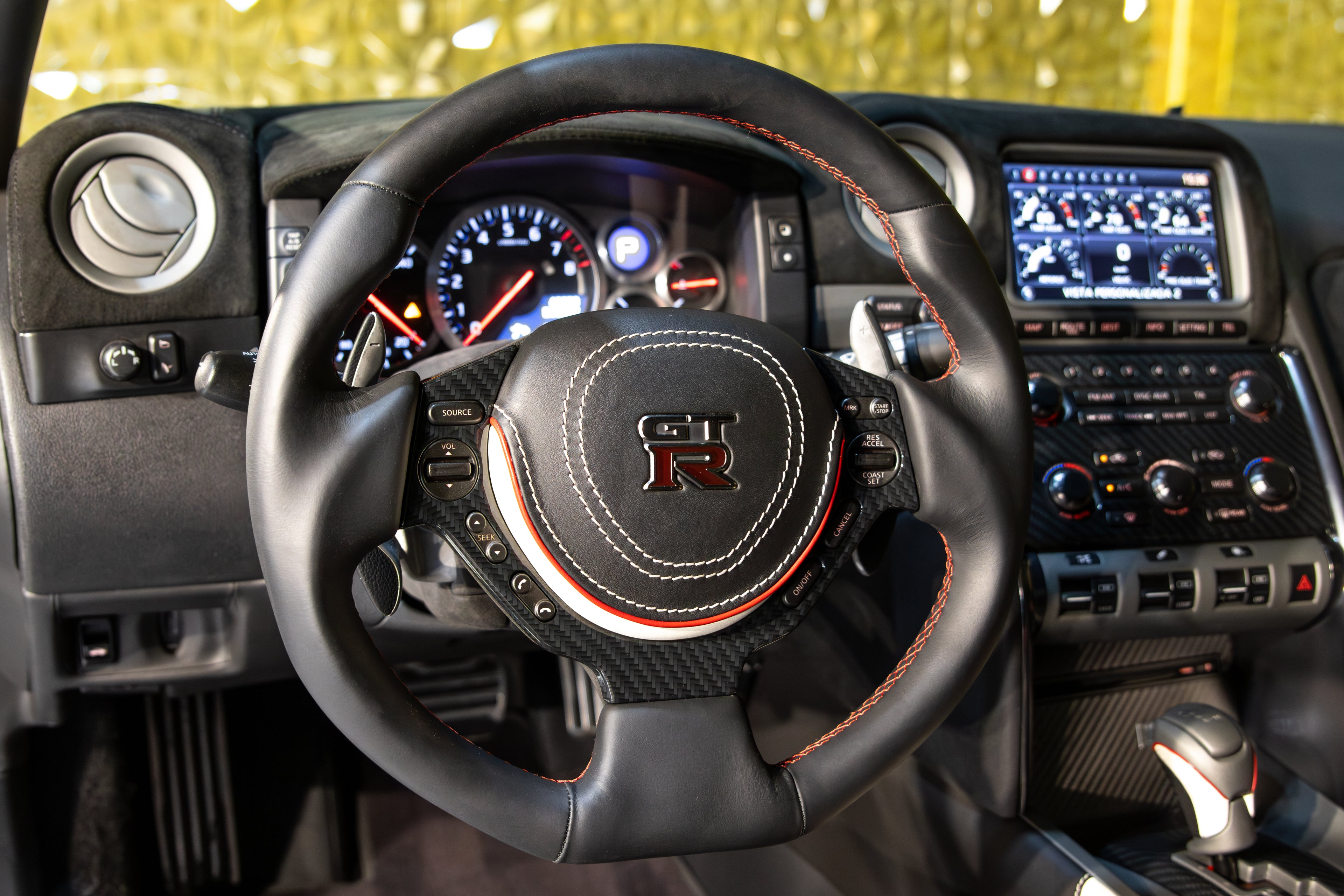 Nissan GT-R